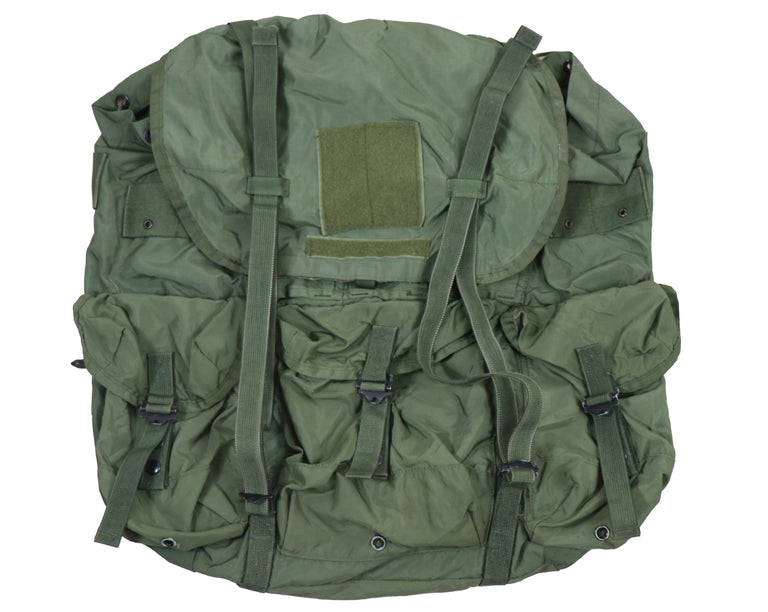 US Military Large Alice Pack – Gear Rack