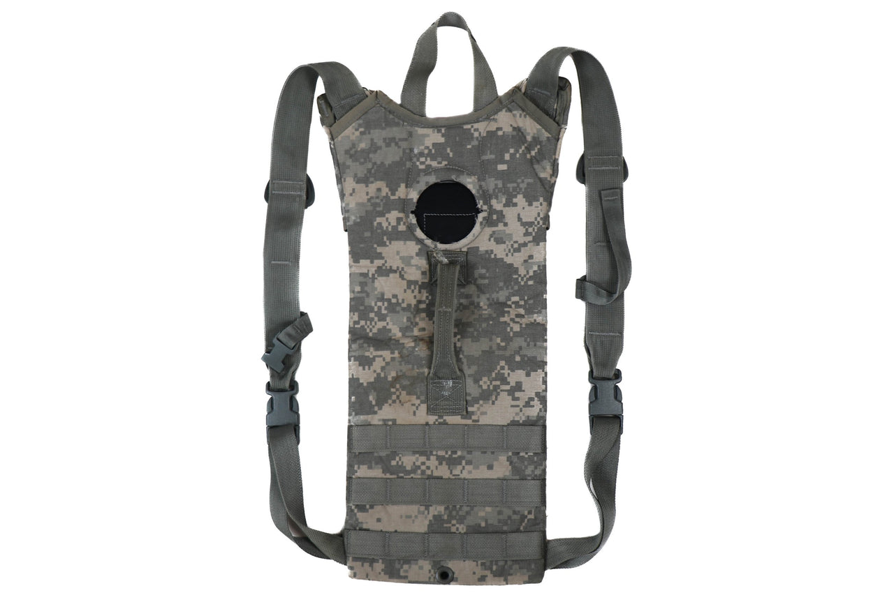 US Army UCP Hydration System Carrier – Gear Rack