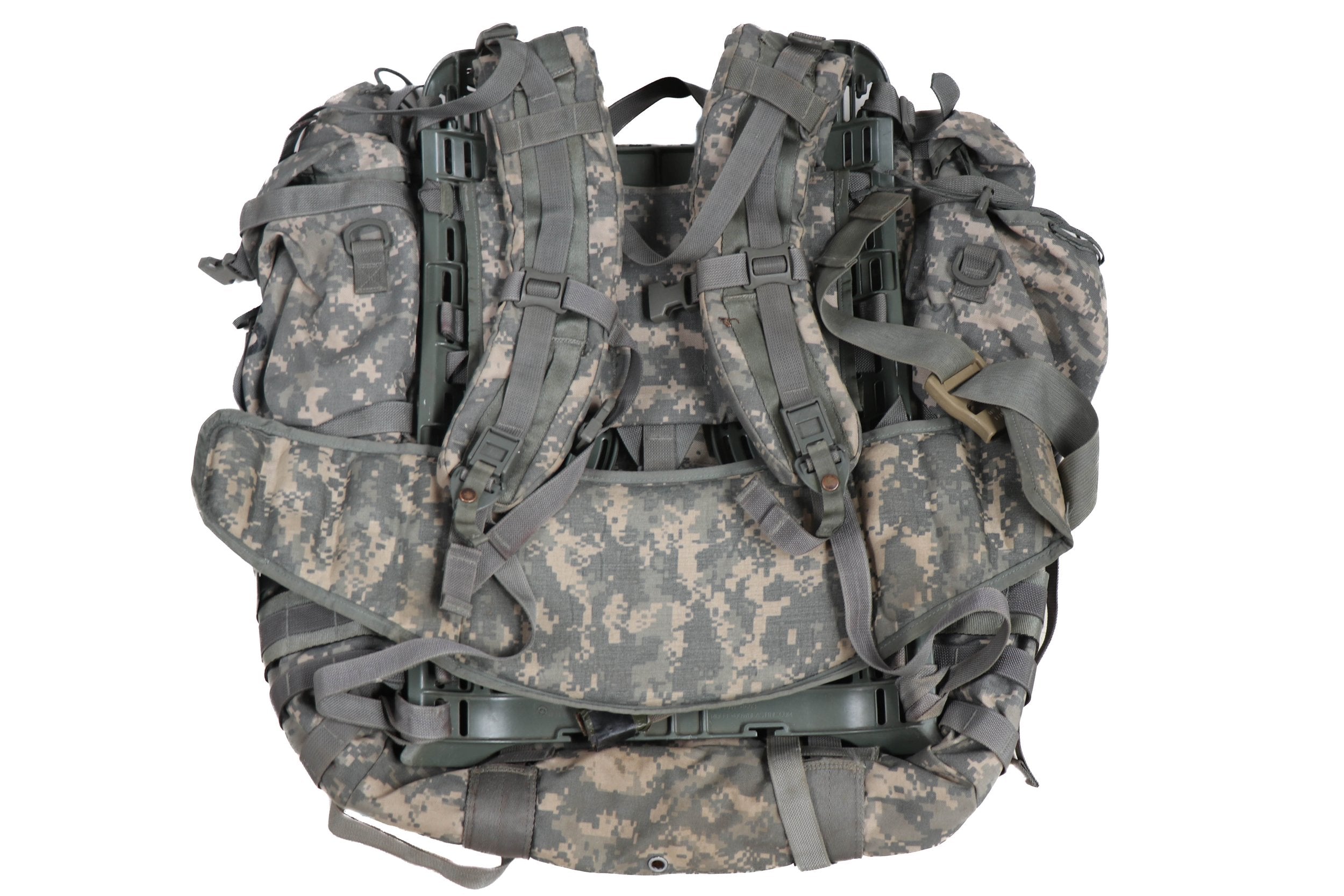 US Army UCP MOLLE II Large Rucksack – Gear Rack